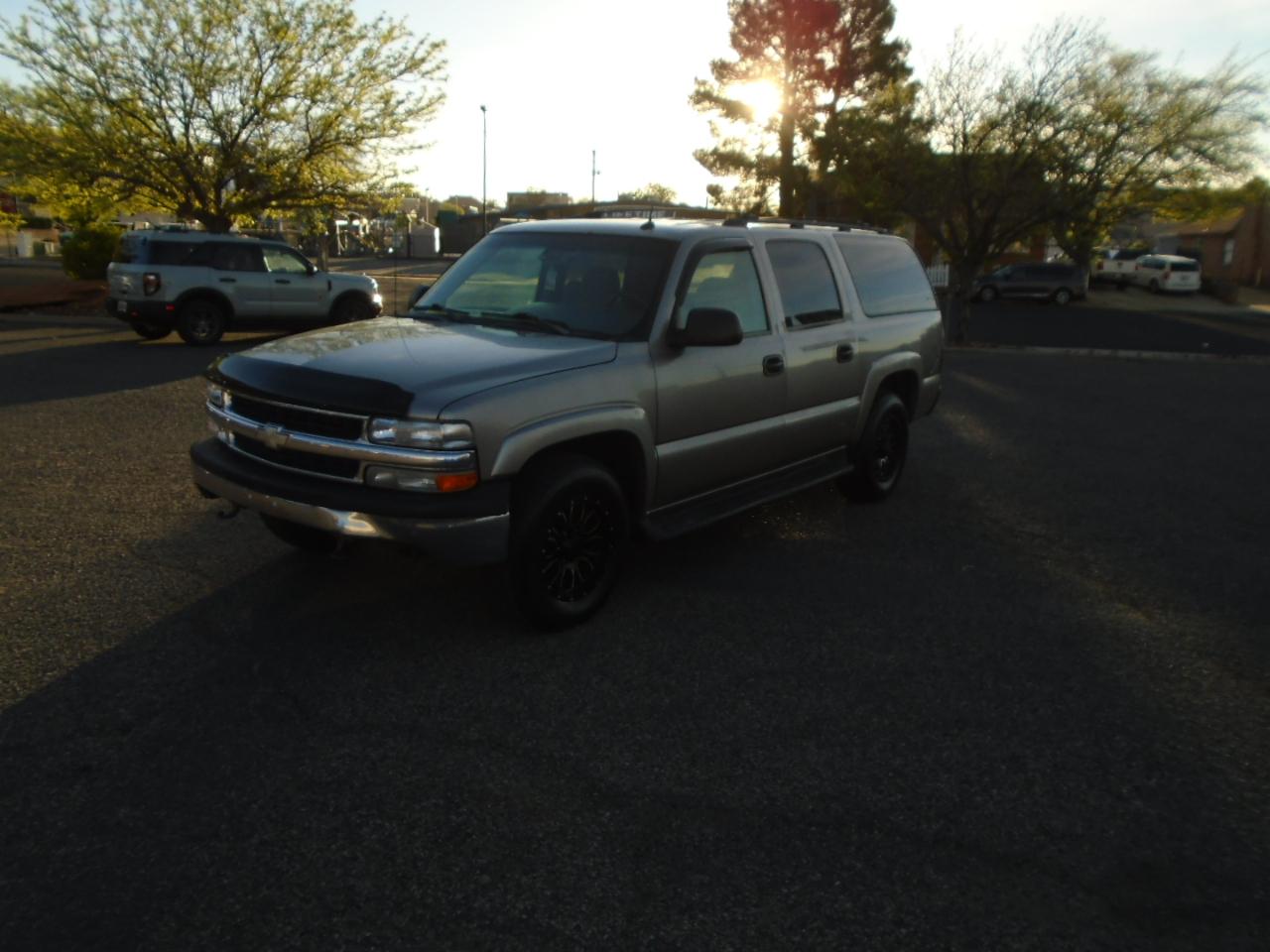Chevrolet Suburban 1500 4WD 2003