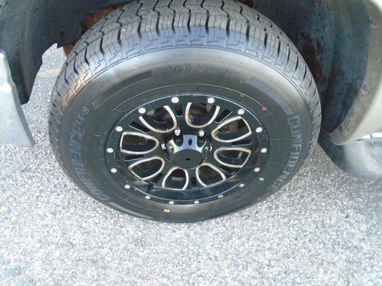 Chevrolet Suburban 1500 4WD 2003