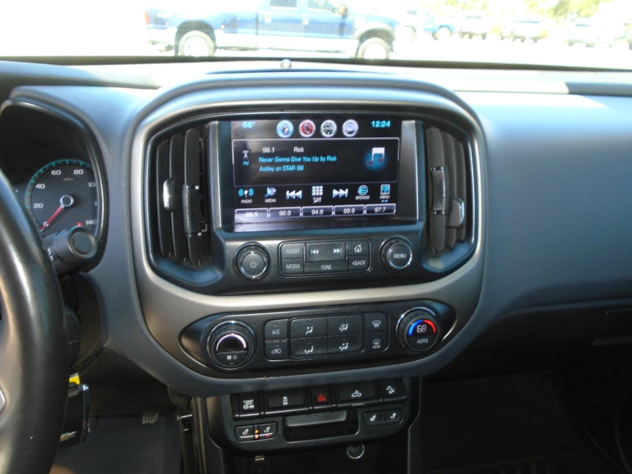 Chevrolet Colorado Z71 Crew Cab 4WD Short Box 2016