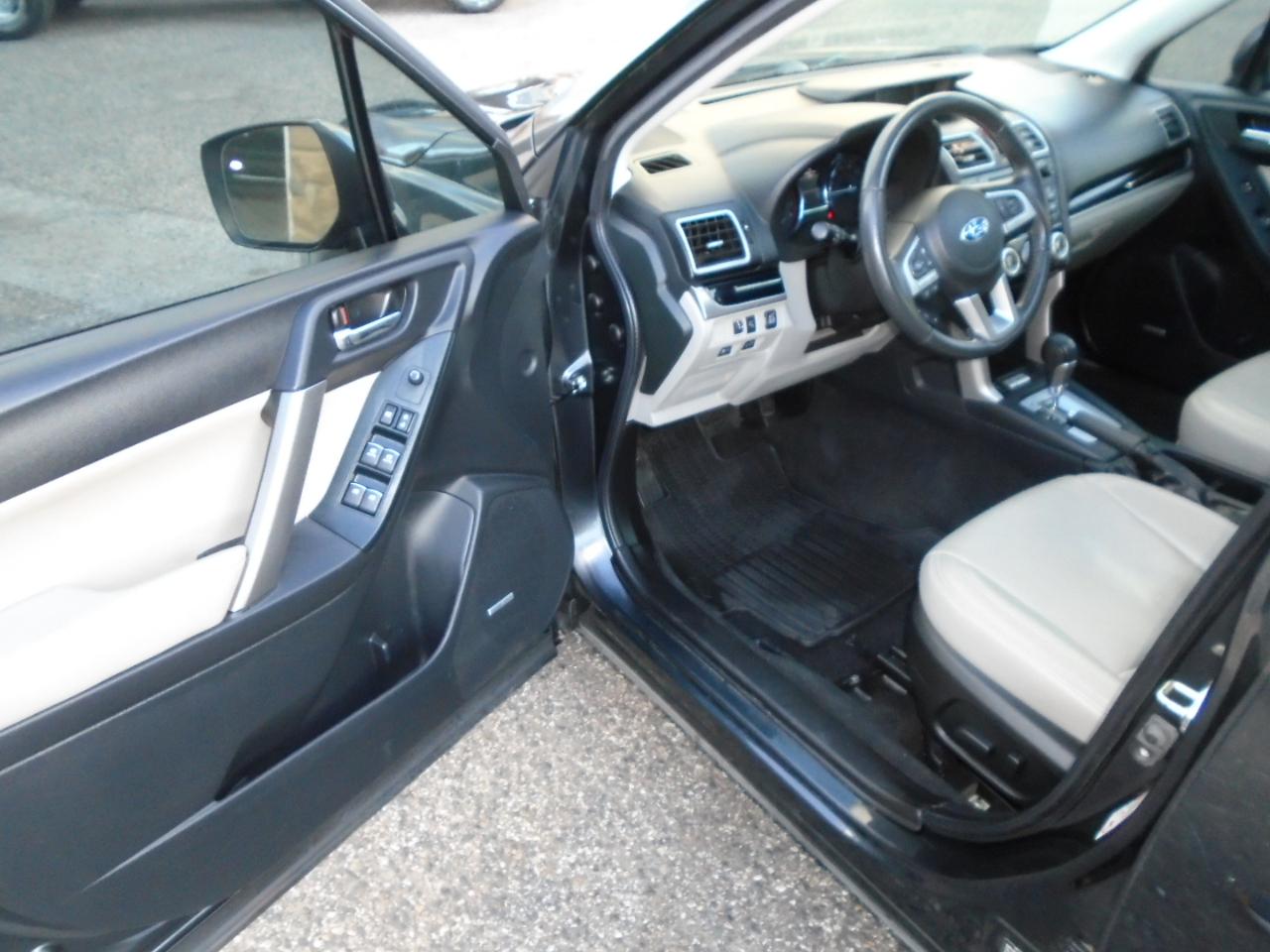 Subaru Forester 2.5i Limited 2017