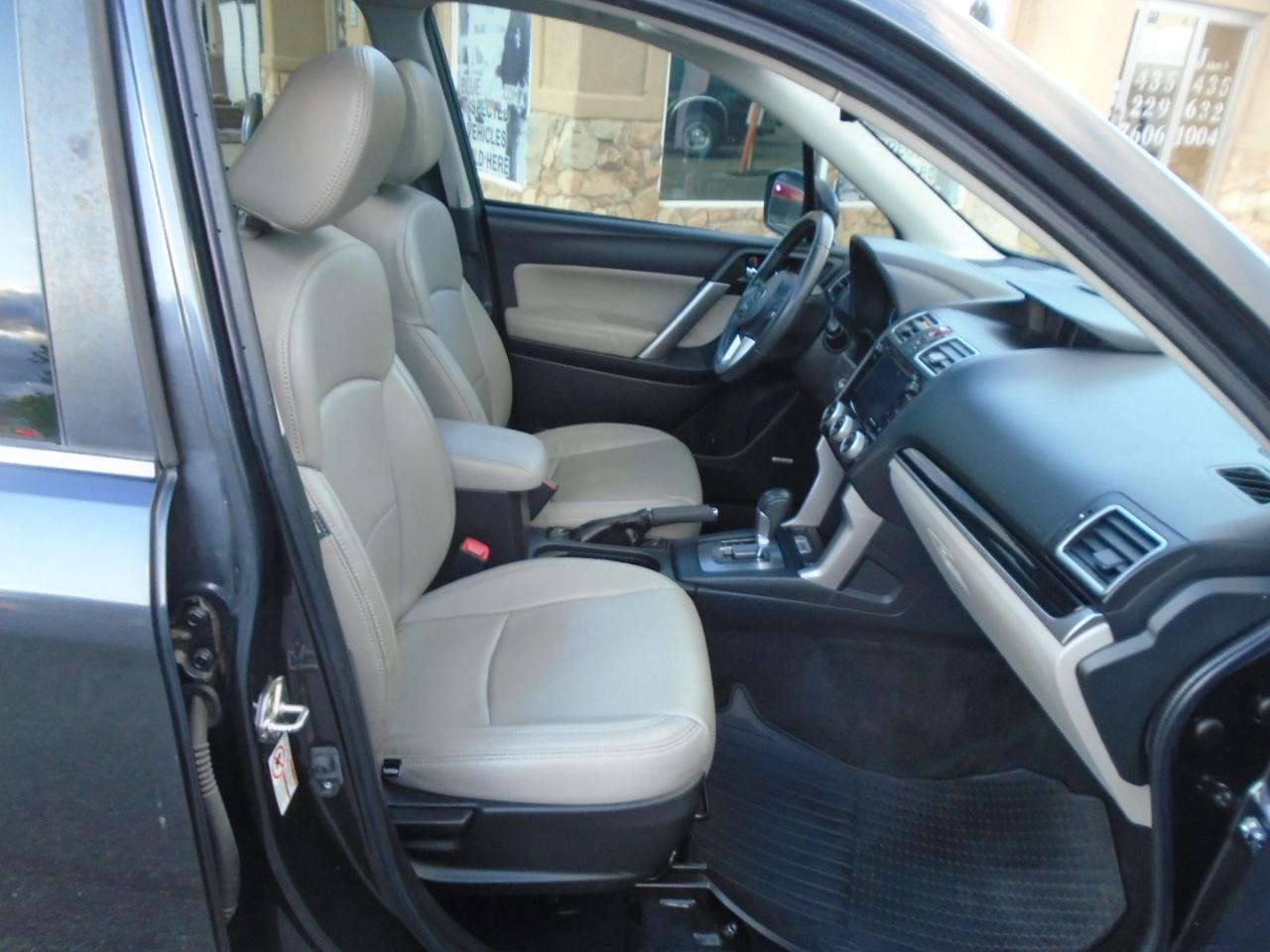 Subaru Forester 2.5i Limited 2017