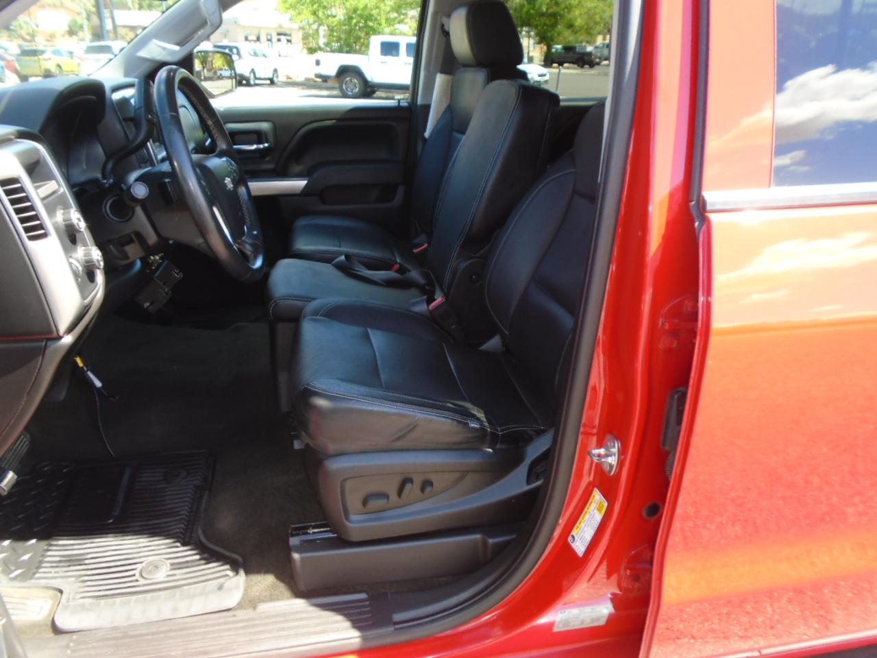 Chevrolet Silverado 1500 1LT Crew Cab 4WD 2014