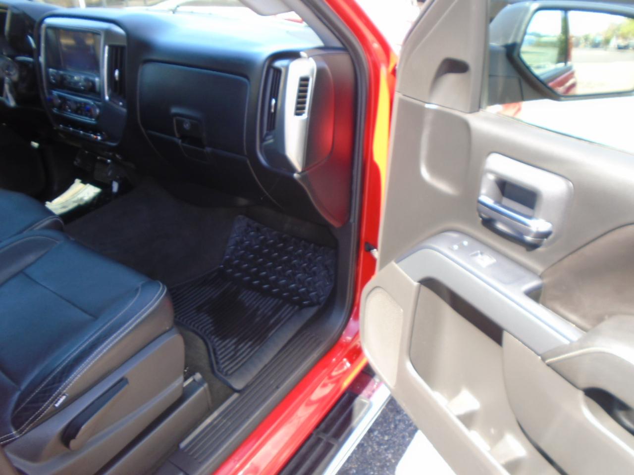 Chevrolet Silverado 1500 1LT Crew Cab 4WD 2014