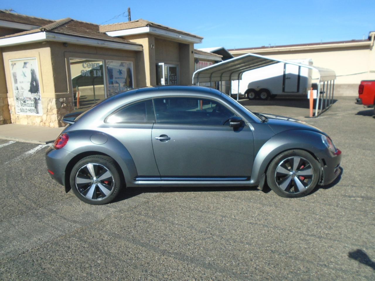 Volkswagen Beetle 2.0T Turbo 2012