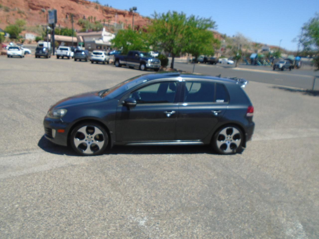 Volkswagen GTI 4-door 2012