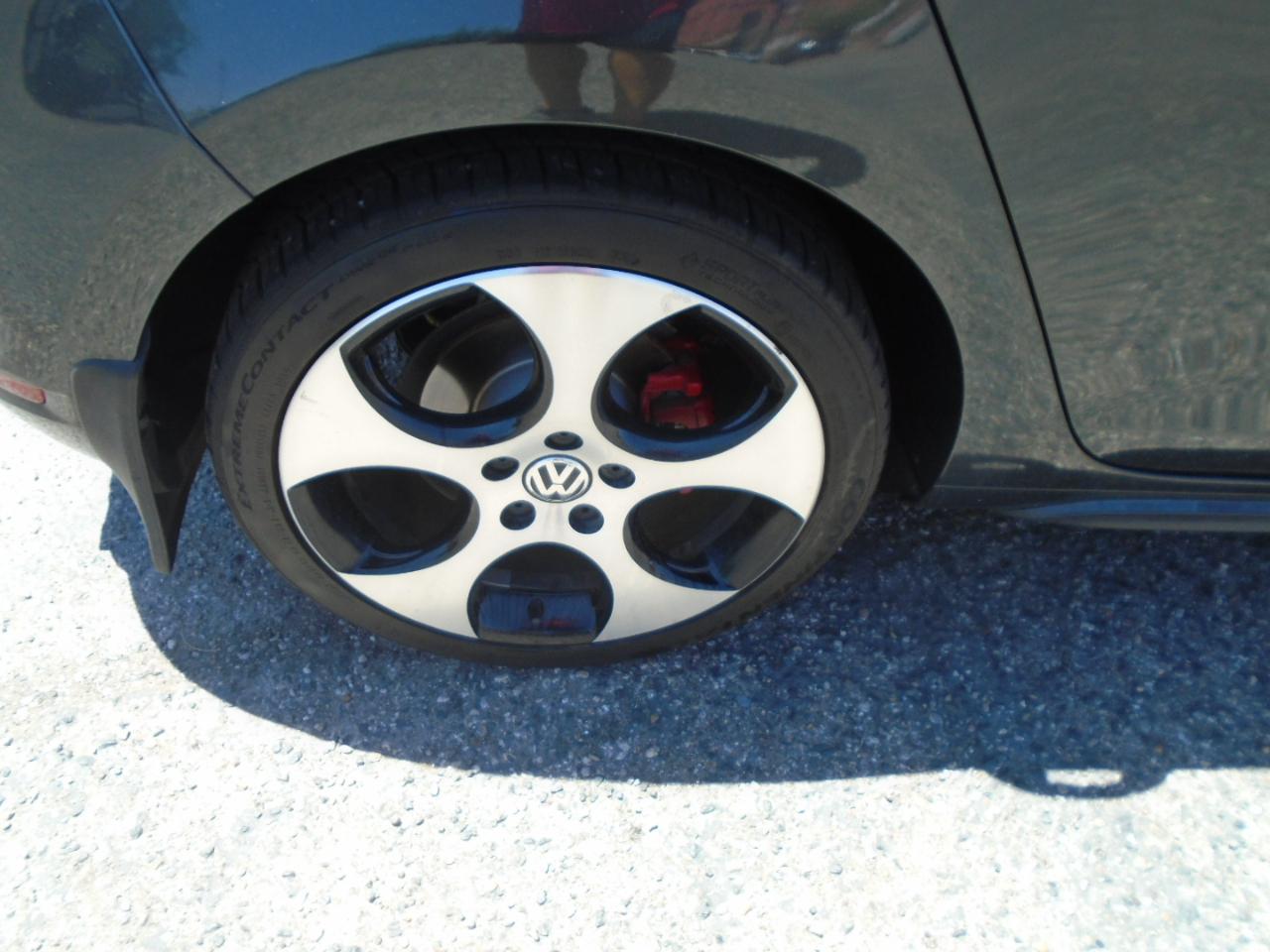 Volkswagen GTI 4-door 2012
