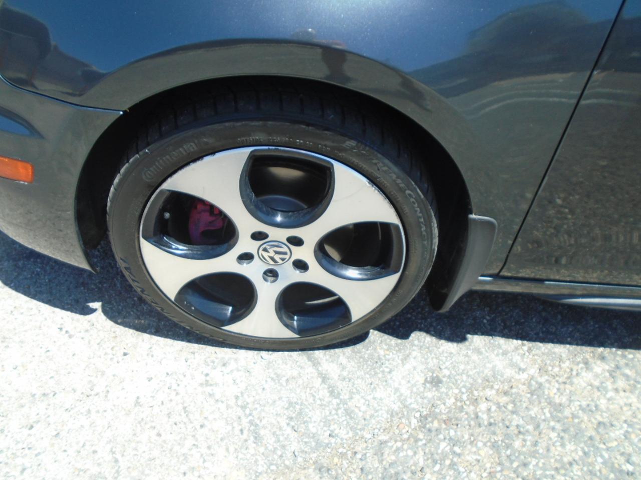 Volkswagen GTI 4-door 2012