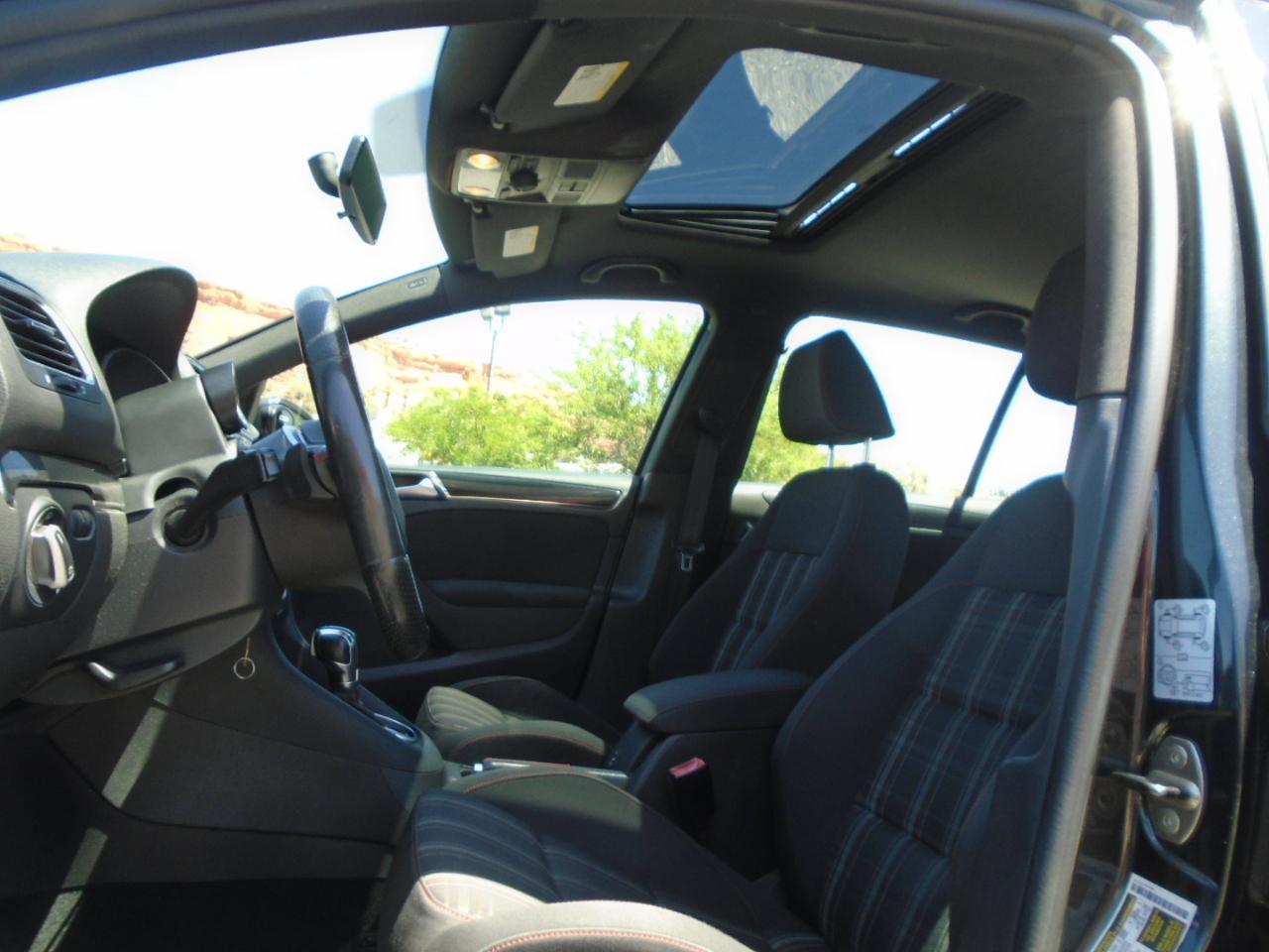 Volkswagen GTI 4-door 2012