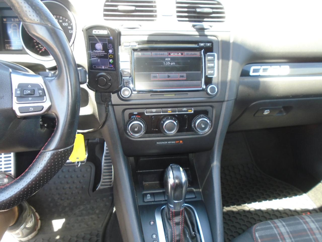 Volkswagen GTI 4-door 2012