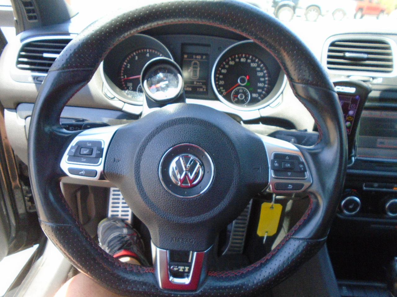 Volkswagen GTI 4-door 2012