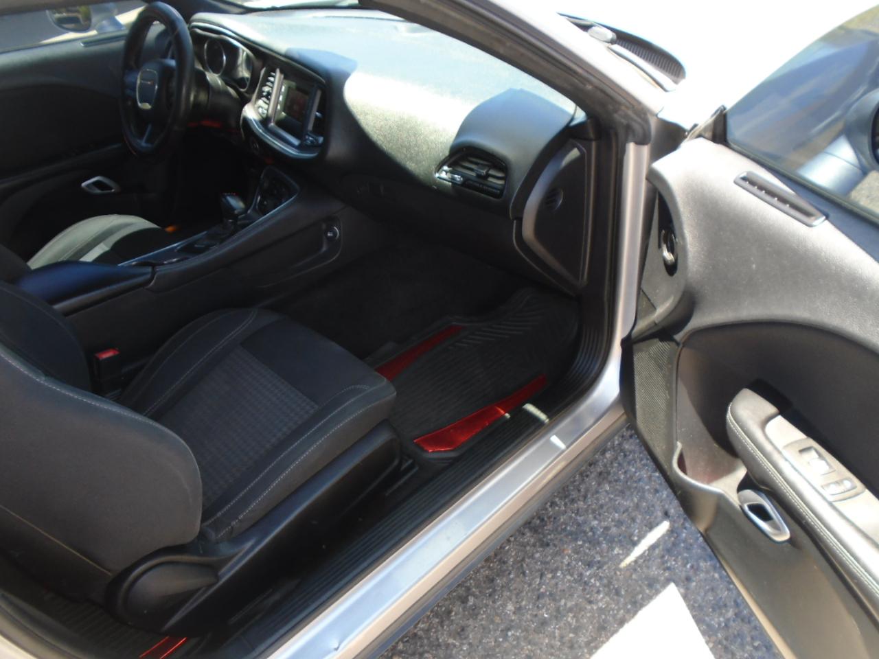 Dodge Challenger SXT 2016