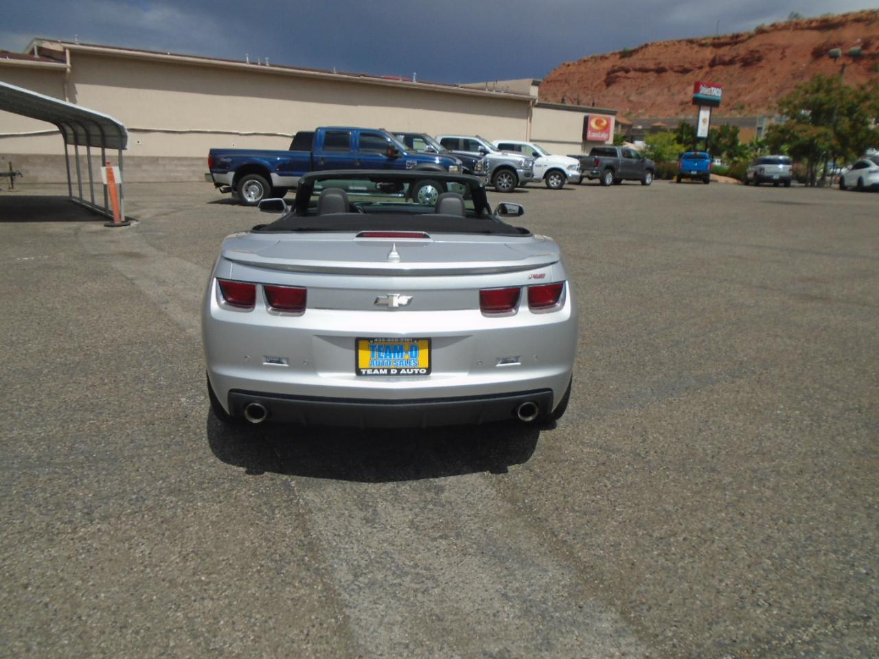 Chevrolet Camaro  2011