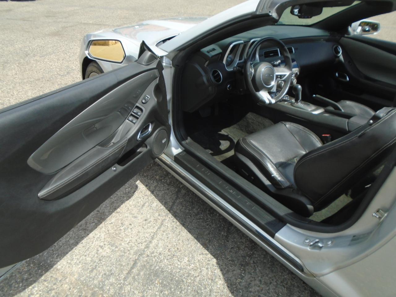 Chevrolet Camaro  2011