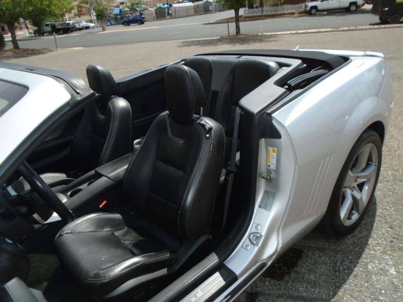 Chevrolet Camaro  2011