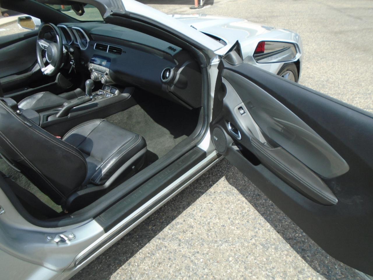 Chevrolet Camaro  2011