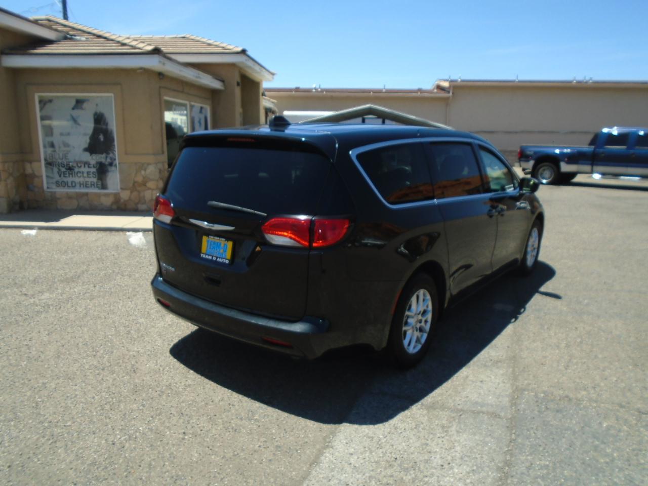 Chrysler Voyager LX 2023