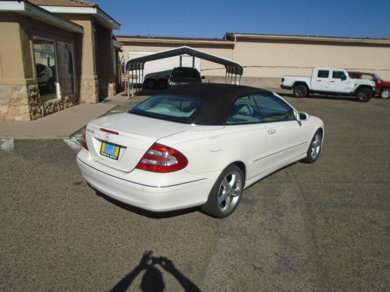 Mercedes-Benz CLK-Class CLK320 Cabriolet 2004
