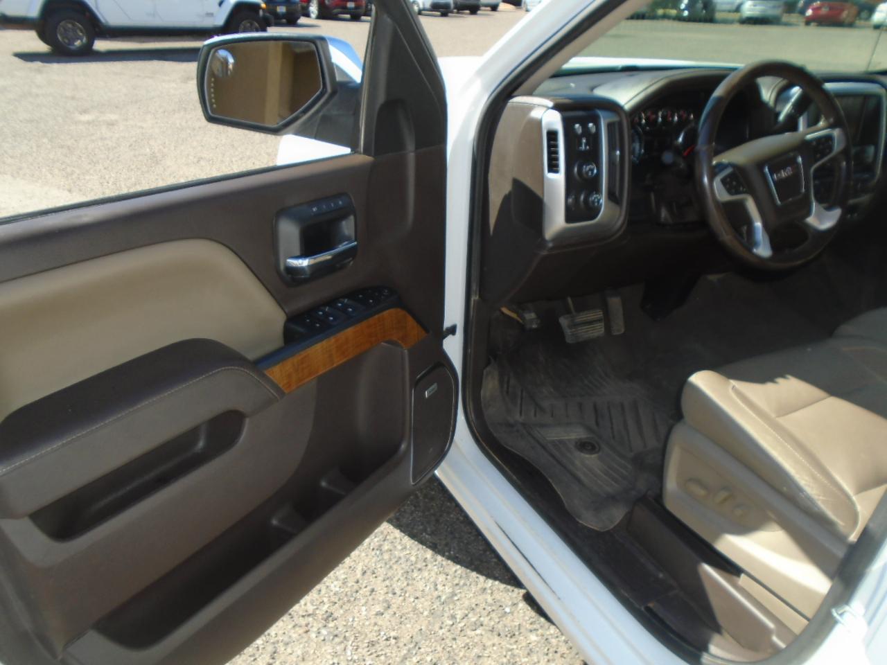 GMC Sierra 1500 SLT Crew Cab Long Box 4WD 2017