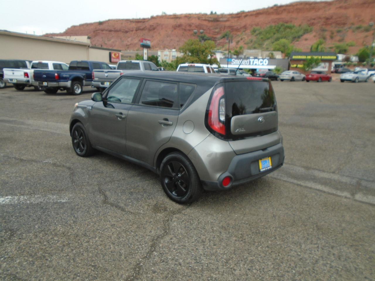 Kia Soul Base 6A 2016