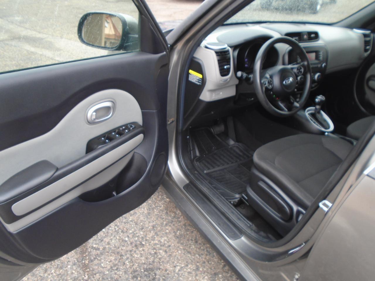 Kia Soul Base 6A 2016