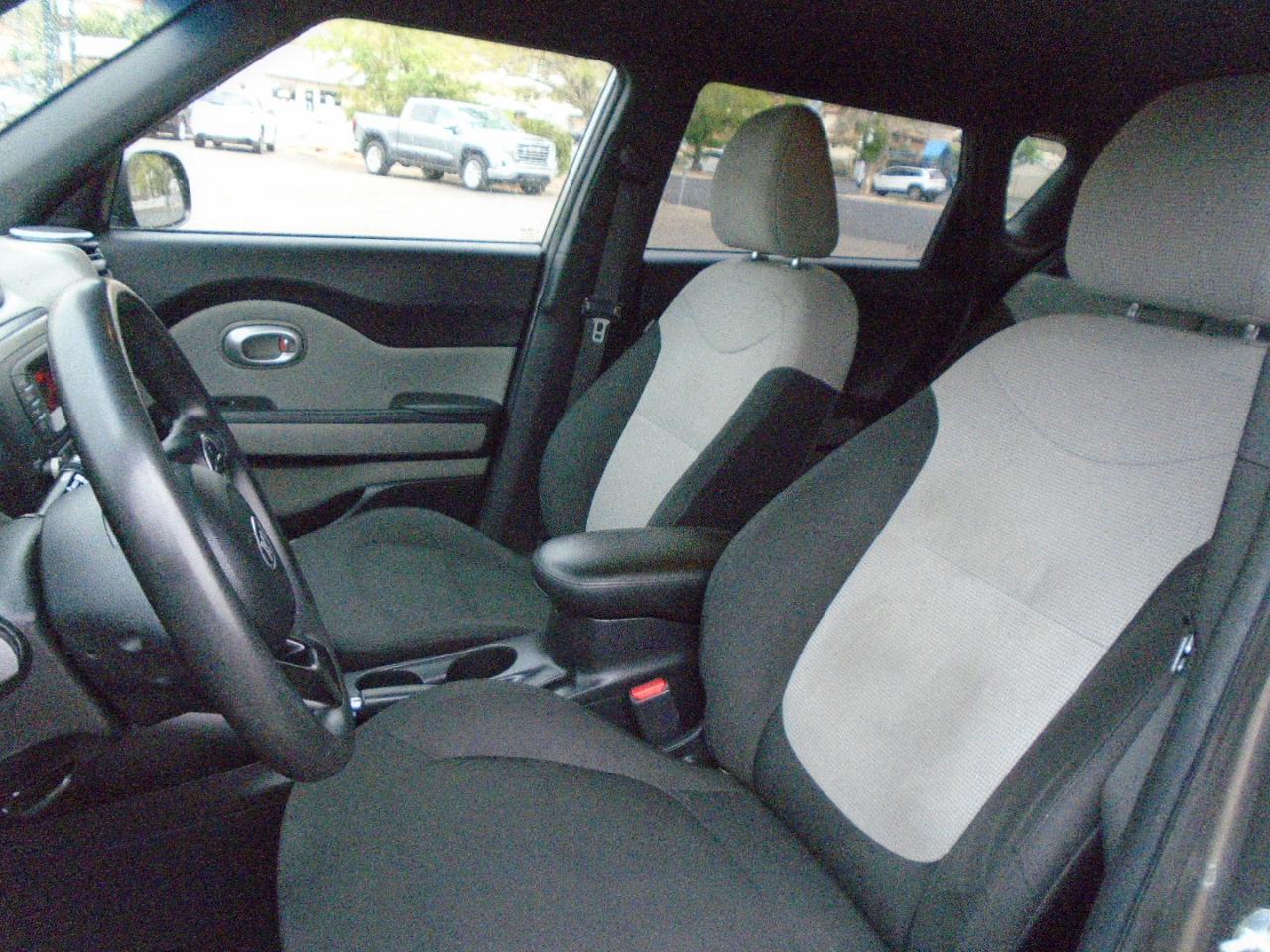Kia Soul Base 6A 2016