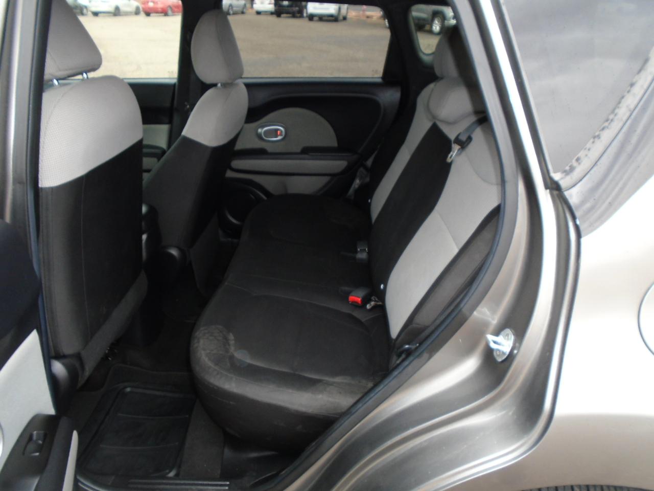Kia Soul Base 6A 2016