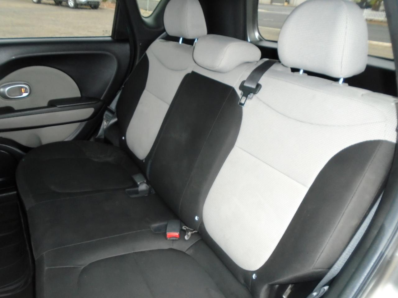 Kia Soul Base 6A 2016