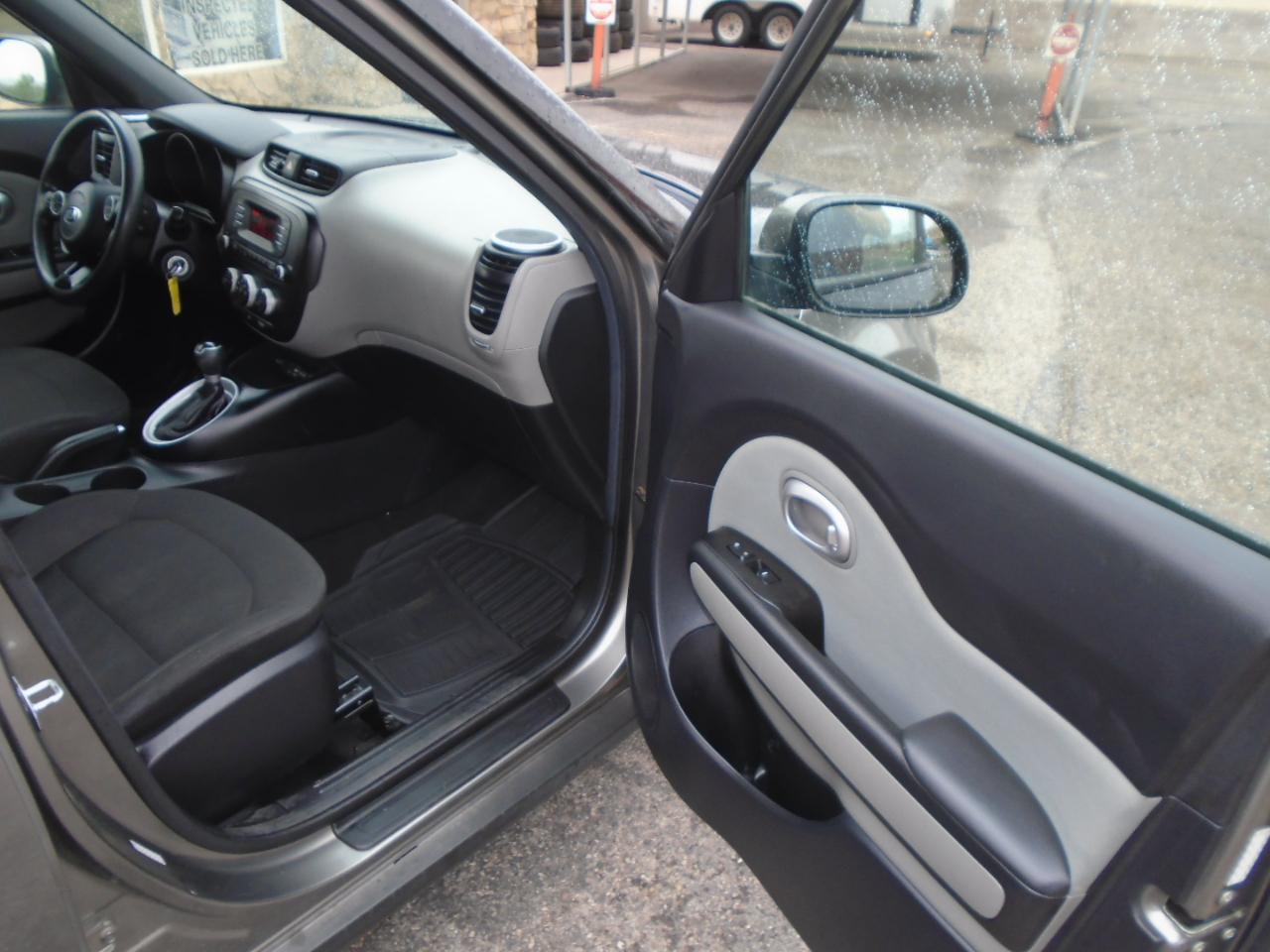 Kia Soul Base 6A 2016