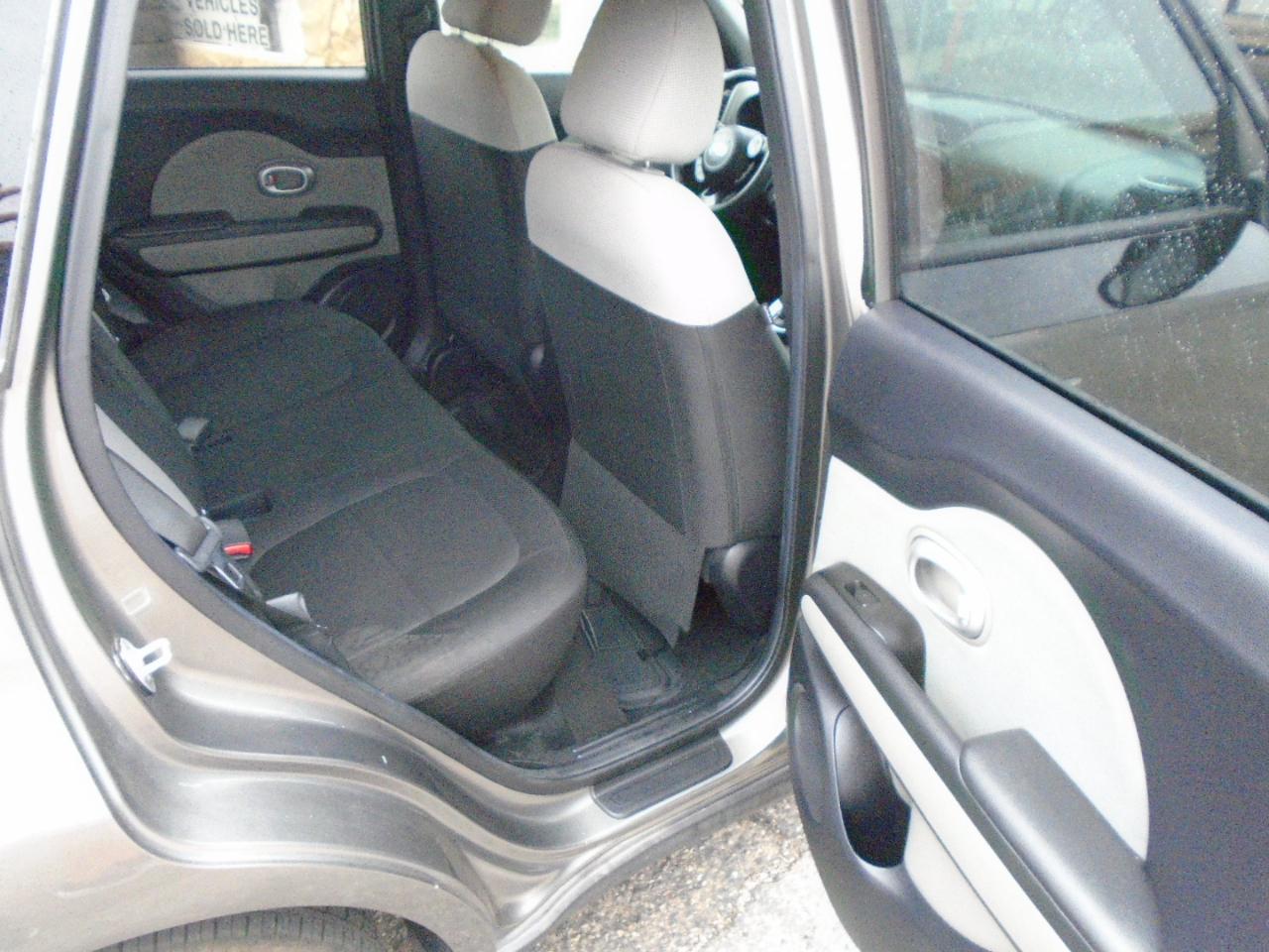 Kia Soul Base 6A 2016