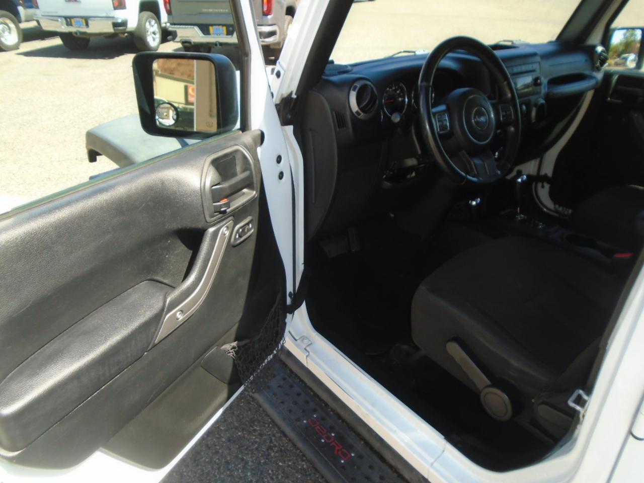 Jeep Wrangler Unlimited Sport 4WD 2017