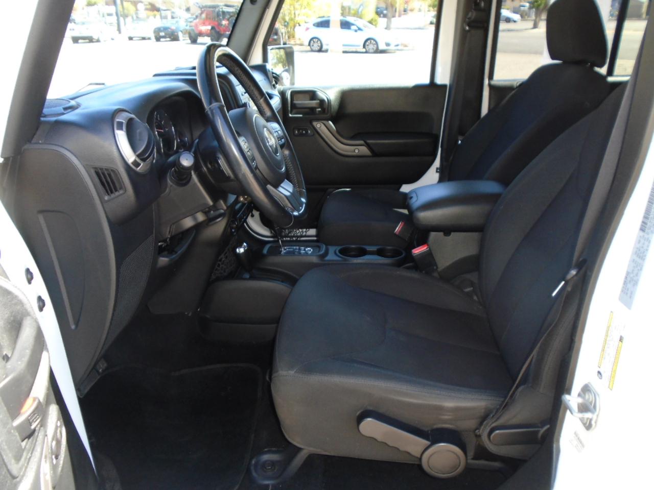 Jeep Wrangler Unlimited Sport 4WD 2017