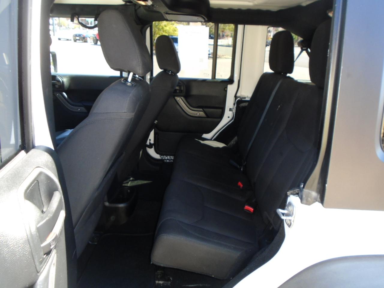 Jeep Wrangler Unlimited Sport 4WD 2017