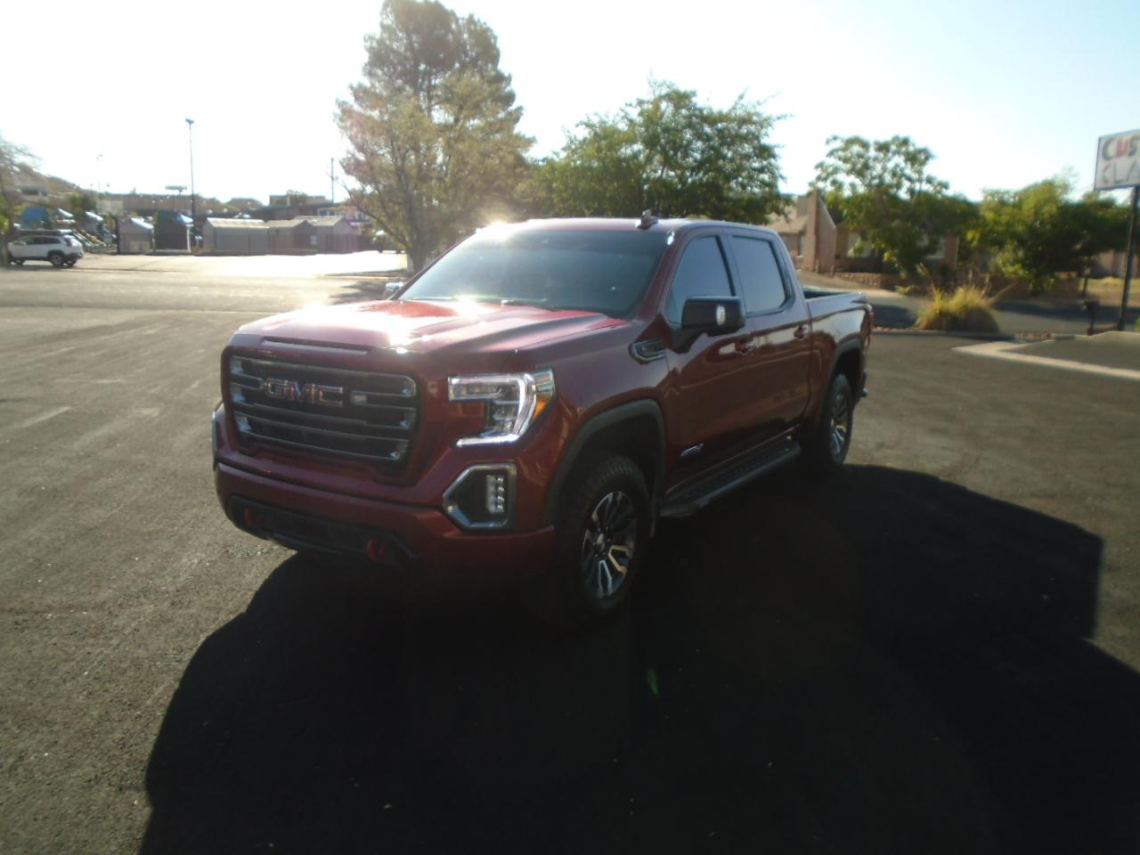 GMC Sierra 1500 AT4 Crew Cab Short Box 4WD 2021