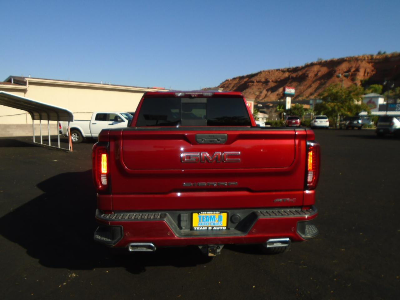 GMC Sierra 1500 AT4 Crew Cab Short Box 4WD 2021