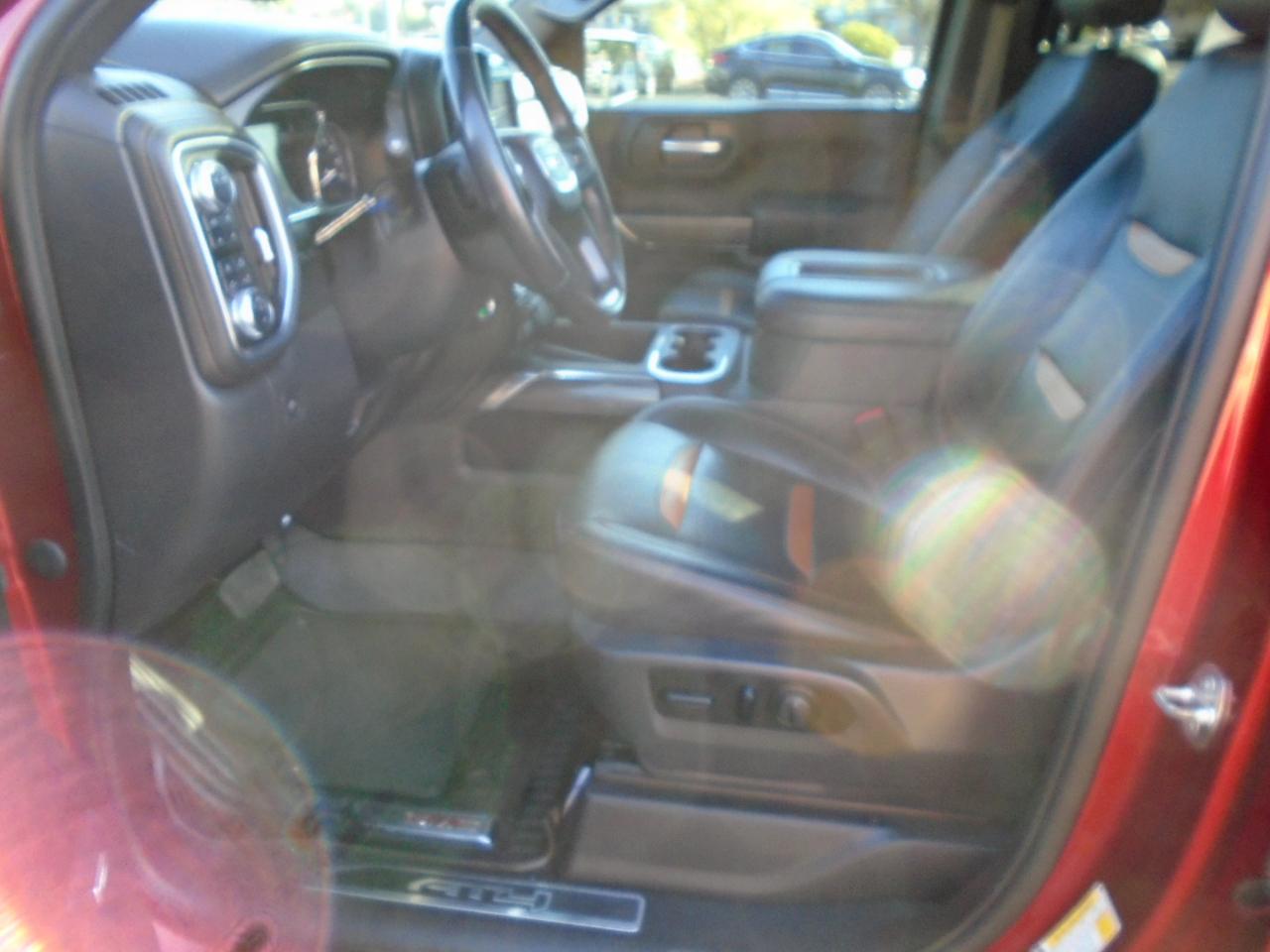 GMC Sierra 1500 AT4 Crew Cab Short Box 4WD 2021