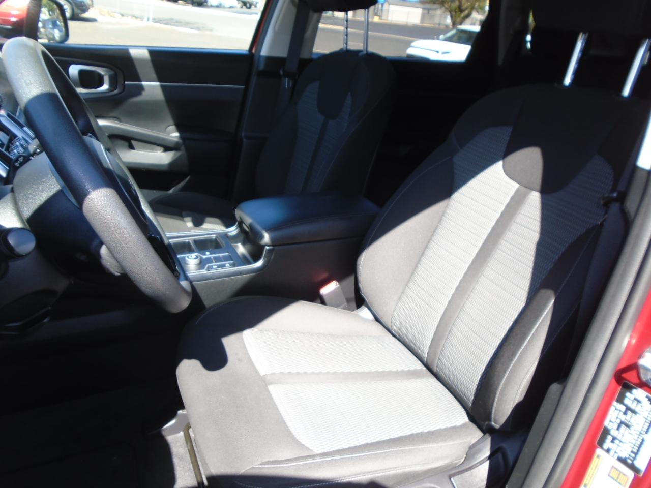 Kia Sorento LX 2WD 2022