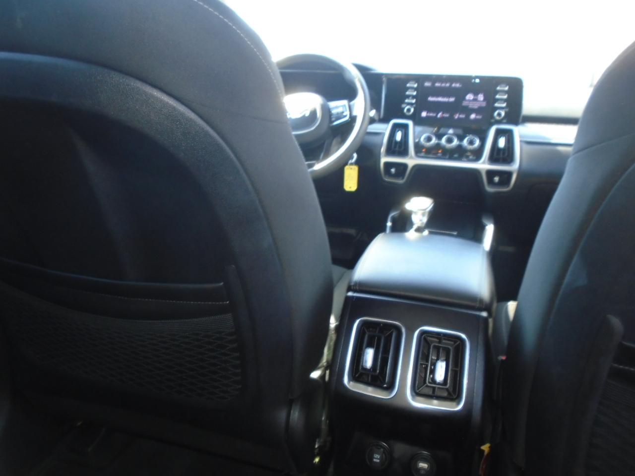 Kia Sorento LX 2WD 2022