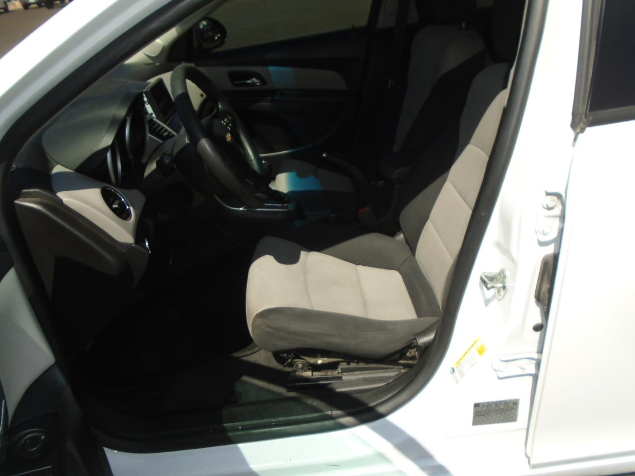 Chevrolet Cruze Limited LS Manual 2016