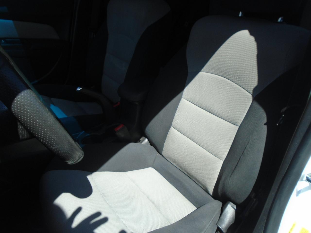 Chevrolet Cruze Limited LS Manual 2016