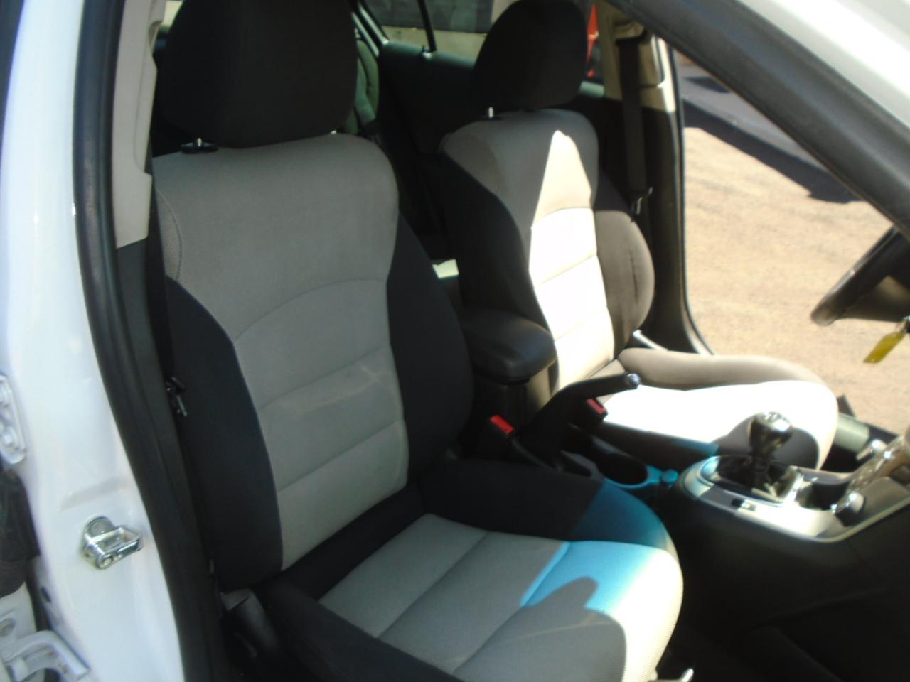 Chevrolet Cruze Limited LS Manual 2016