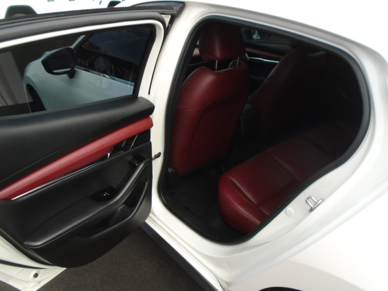 Mazda MAZDA3 Premium Plus Hatchback AWD 2021