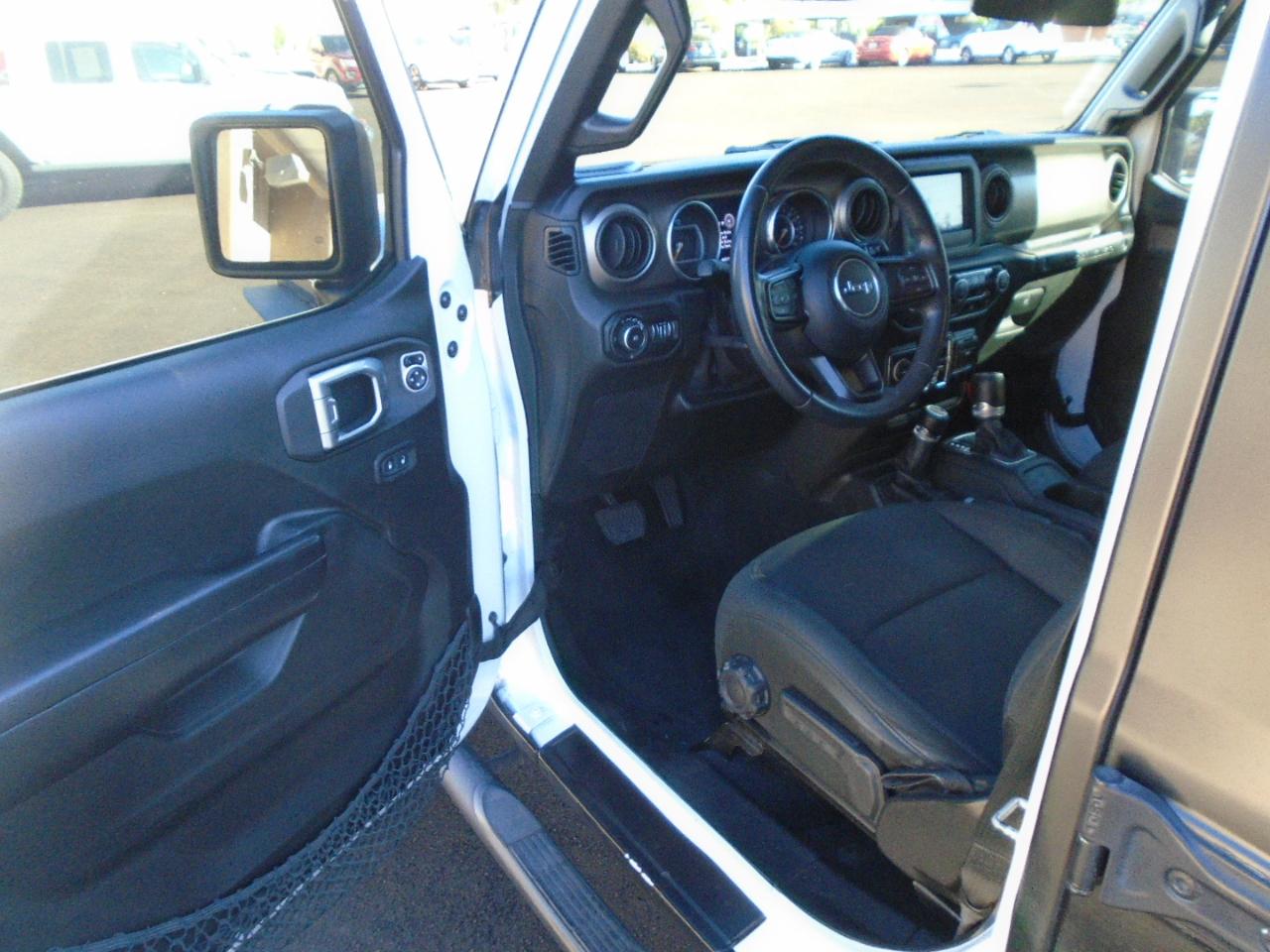 Jeep Wrangler Unlimited Sport 2019