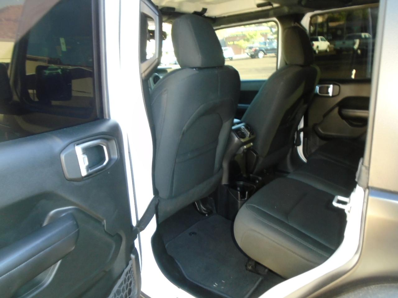Jeep Wrangler Unlimited Sport 2019