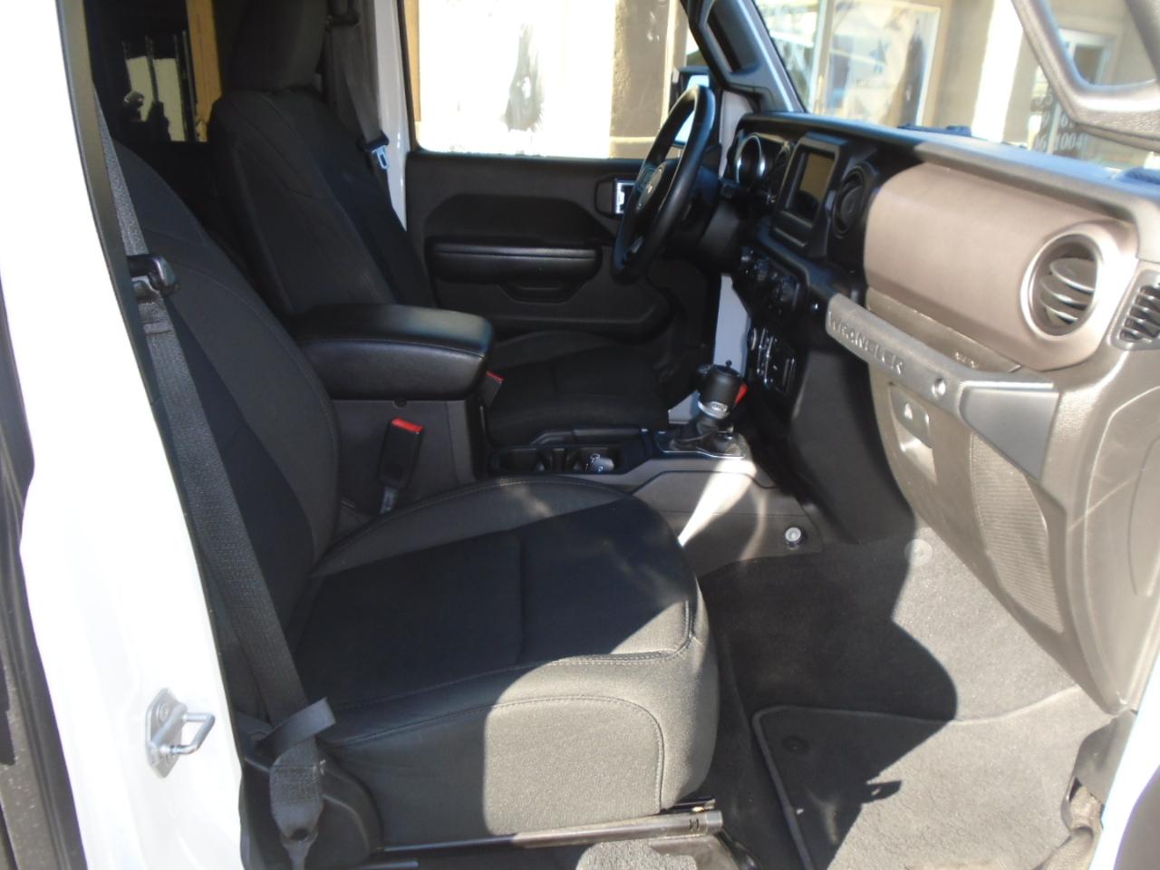 Jeep Wrangler Unlimited Sport 2019