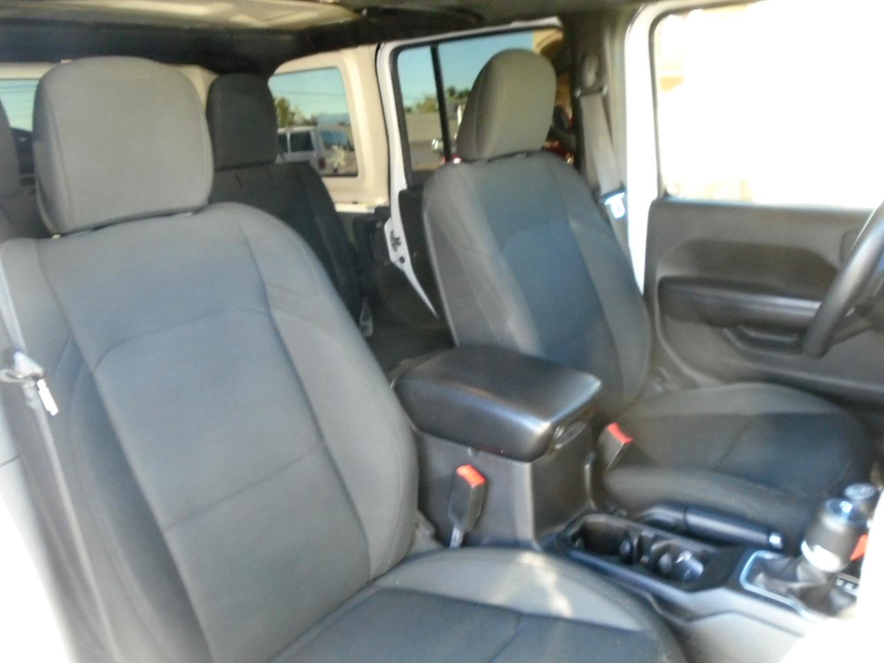Jeep Wrangler Unlimited Sport 2019