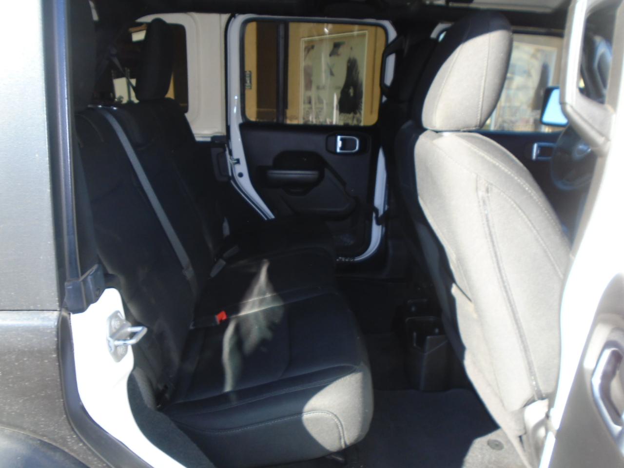 Jeep Wrangler Unlimited Sport 2019