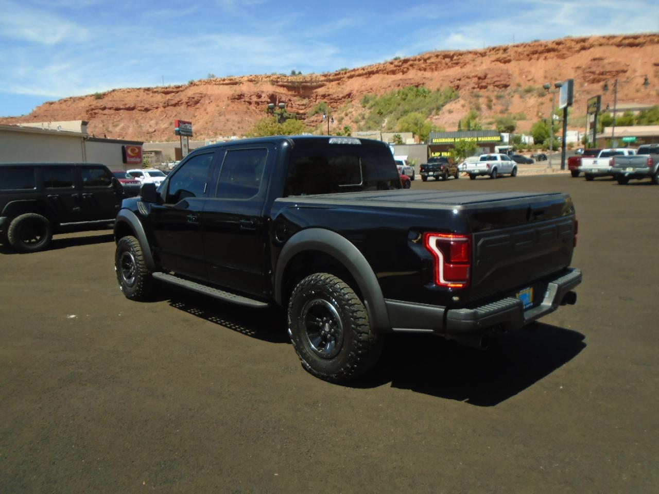 Ford F-150 Raptor SuperCrew 4WD 2018