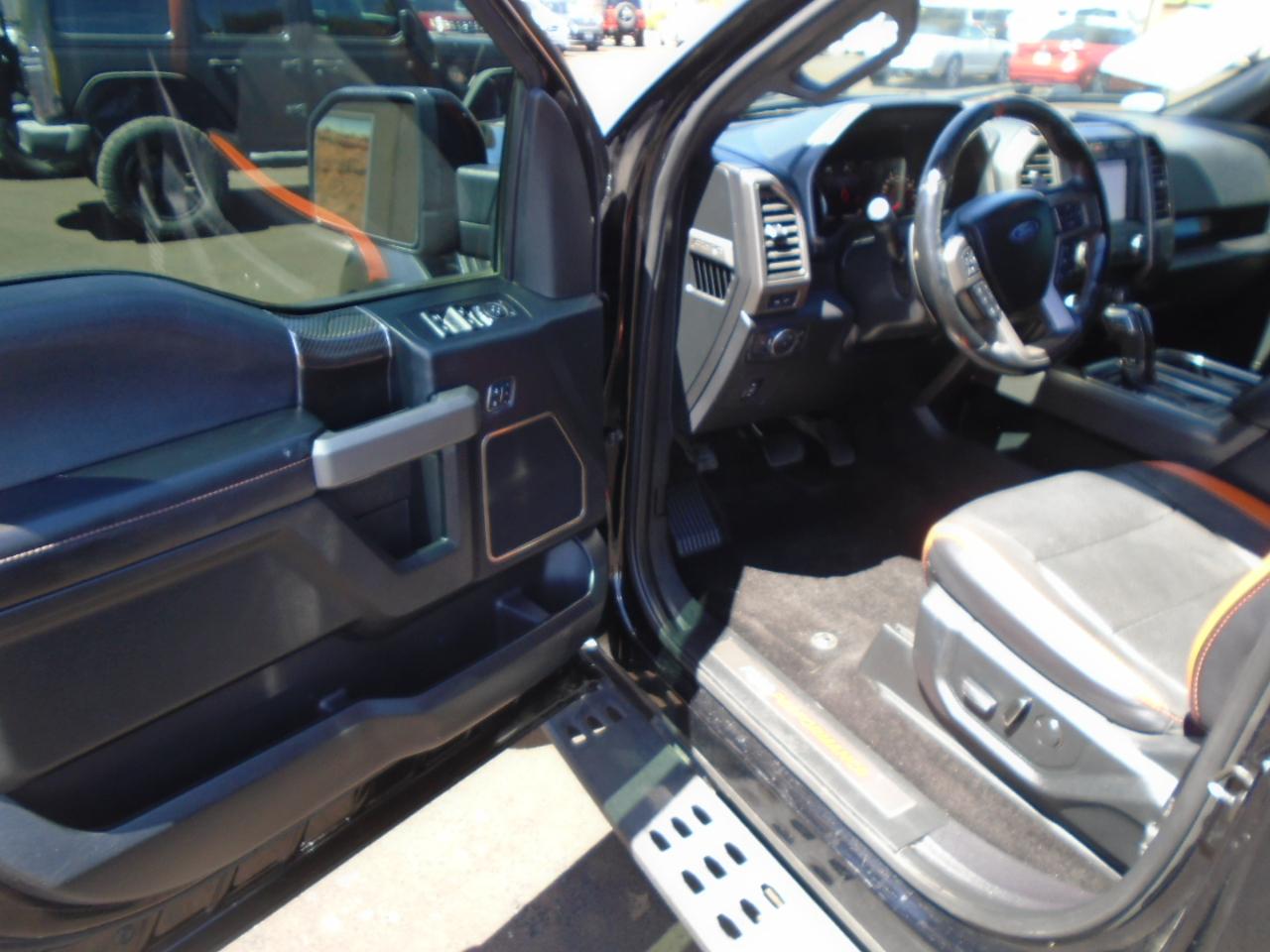 Ford F-150 Raptor SuperCrew 4WD 2018