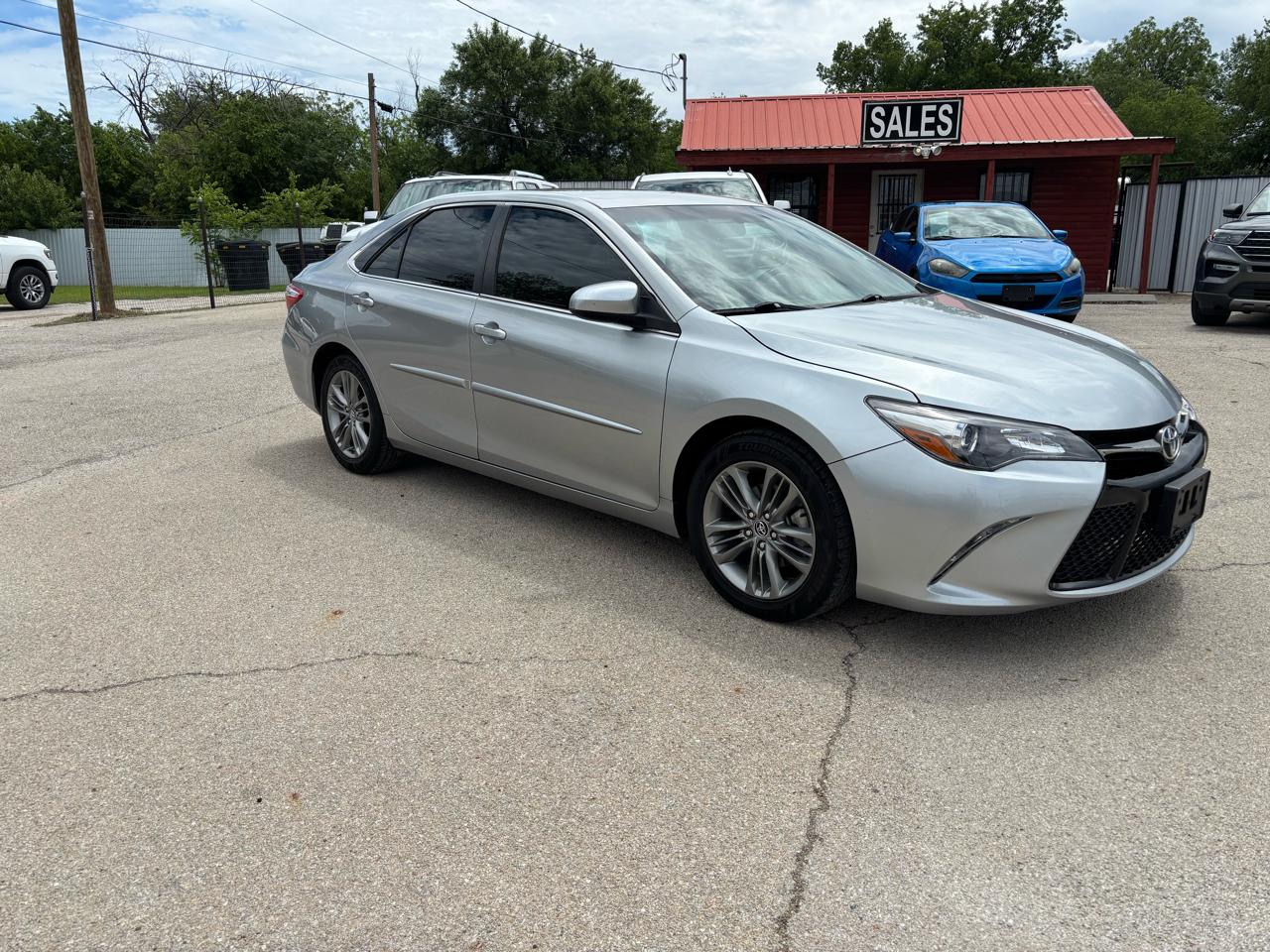 Toyota Camry SE 2015