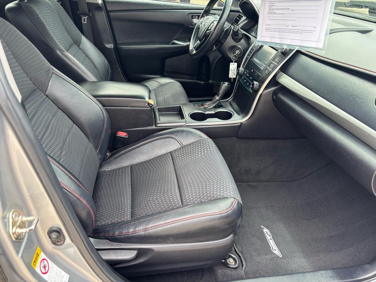 Toyota Camry SE 2015